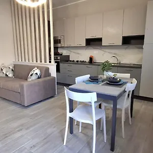 https://casa-aria-cernusco-sul-naviglio.it-lombardy.com